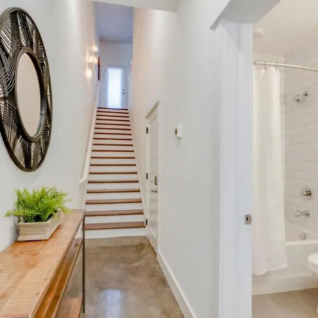 Holiday home Urban Living- Rooftop Hangout- Hillsboro Village *