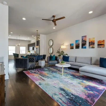 Holiday home Nashvilla Townhome Gigantic Rooftop Pure Luxury *