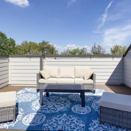 The Ryman 4 Bedroom Haven With Scenic Rooftop Nashville