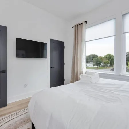 The Ryman 4 Bedroom Haven With Scenic Rooftop * Nashville