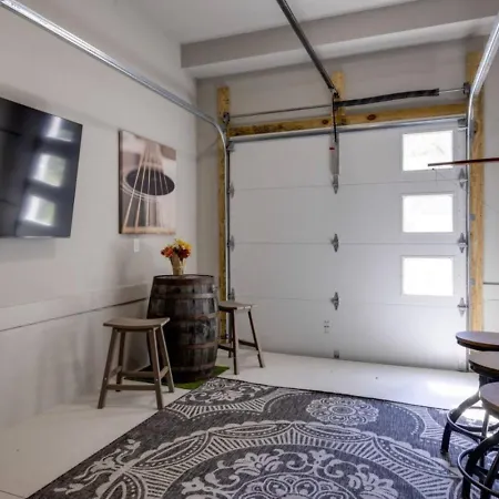 Holiday home The Ryman 4 Bedroom Haven With Scenic Rooftop