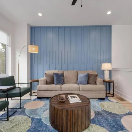 The Ryman 4 Bedroom Haven With Scenic Rooftop Holiday home Nashville