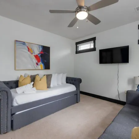 Holiday home Tranquil East Nash Escape - Pool Table Nashville