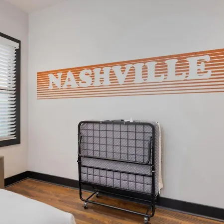 Holiday home Rustic Elegance Rooftop Deck And Skyline Views Nashville