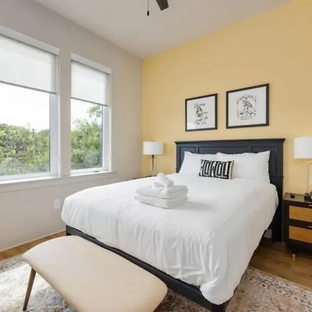 Holiday home Tennessee Whiskey Townhome 4bd 4.5bth