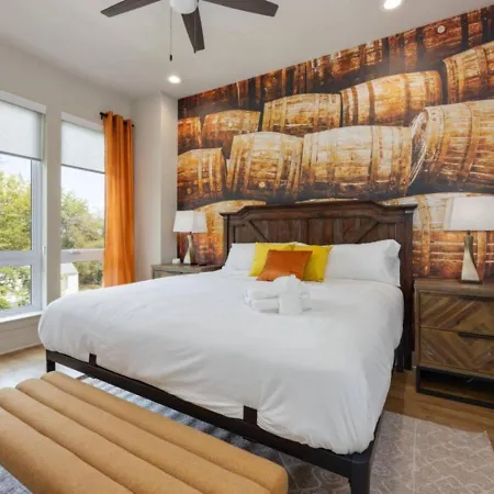 Holiday home Tennessee Whiskey Townhome 4bd 4.5bth