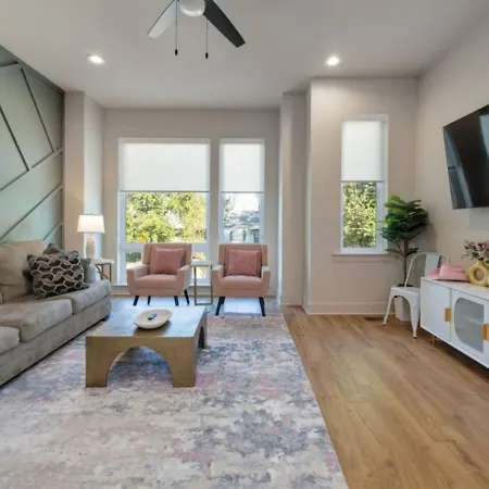 Cowgirl Up 4bd 4.5bth Rooftop Views Nashville