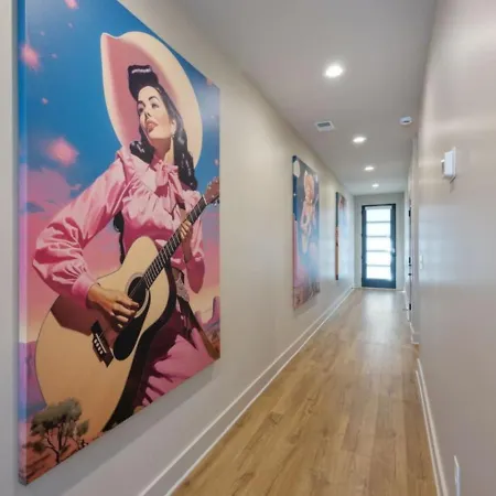 Holiday home Cowgirl Up 4bd 4.5bth Rooftop Views Nashville