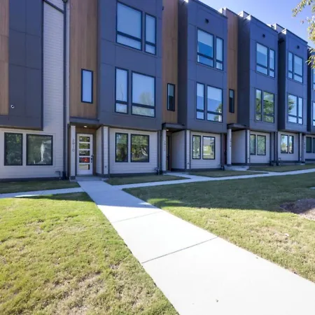 Holiday home Cowgirl Up 4bd 4.5bth Rooftop Views
