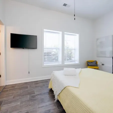 The Centennial Charmer- 8 Min From Broadway * Nashville