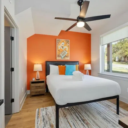 Music Four Bedrooms Four Bathrooms Stunning Rooftop Nashville