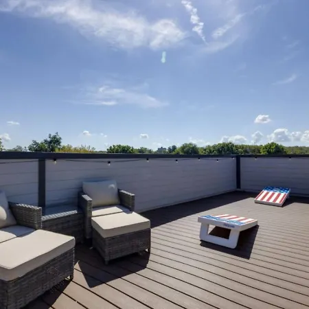 Music Four Bedrooms Four Bathrooms Stunning Rooftop Nashville
