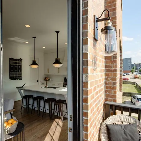 Holiday home Downtown Luxury Large Townhome Lots Of Beds *
