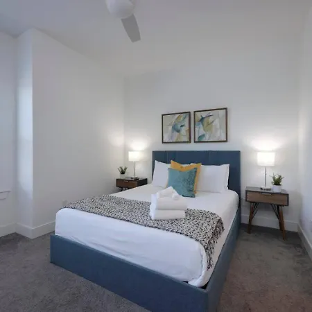 Double Townhomes Elegant Design Big Groups *