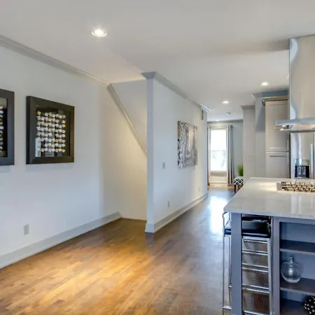 Dual Homes Gulch Superstars Epic Rooftop Holiday home Nashville