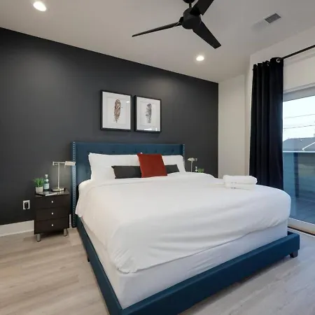 Holiday home Large Private Rooftop Spacious Luxury Townhome Nashville