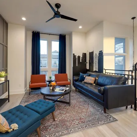 Large Private Rooftop Spacious Luxury Townhome Nashville