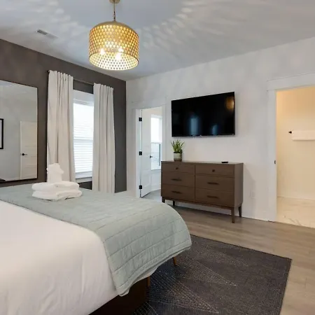 Holiday home Premier Townhome East Minutes Downtown Nashville