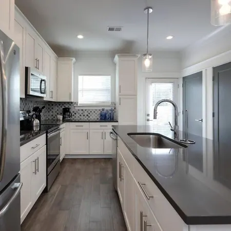 Holiday home Two Gorgeous Homes Twenty Guests Amazing Location Nashville