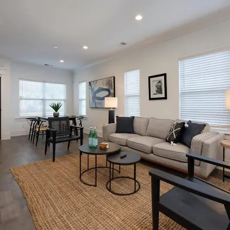 Holiday home Two Gorgeous Homes Twenty Guests Amazing Location Nashville