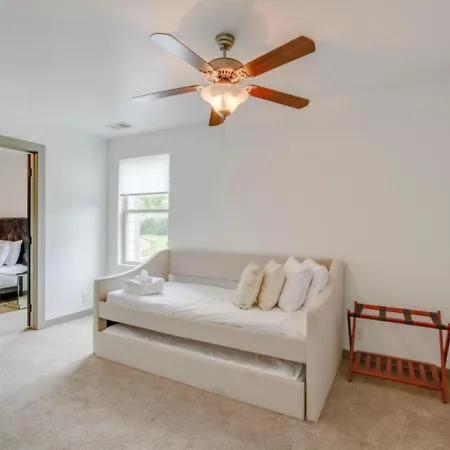 Holiday home Dreamer - Mins To Downtown - 3br 2.5bath