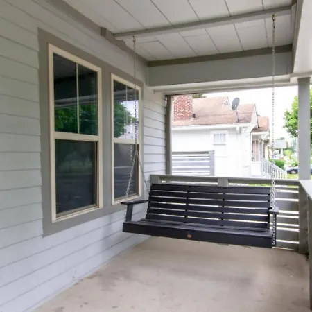 Dreamer - Mins To Downtown - 3br 2.5bath Nashville