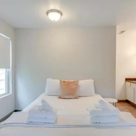 Dreamer - Mins To Downtown - 3br 2.5bath * Nashville