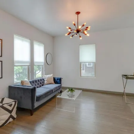Dreamer - Mins To Downtown - 3br 2.5bath *