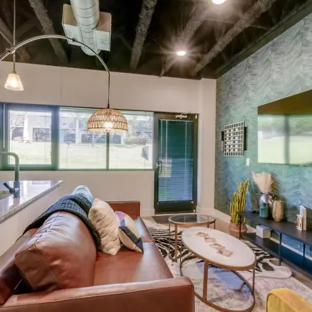Apartment Vibrant Retreat - South *