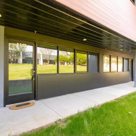 Vibrant Retreat - South * Nashville