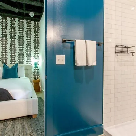 Apartment Vibrant Retreat - South