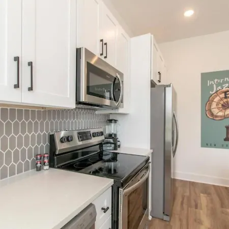 Jazz Junction 4 Bedrooms 7 Beds 7 Mins To Broadway Nashville