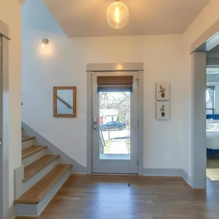 Cleveland Park Charmer- Full Kitchen- Private Yard Nashville
