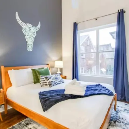 Two Townhomes Rooftop Patios Hillsboro Village * Nashville