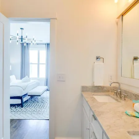 Two Townhomes Rooftop Patios Hillsboro Village * Nashville