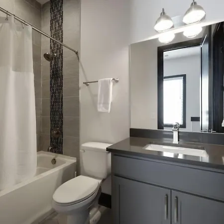 Two Townhomes- Rooftop Lounge- Hot Tub- Views * Nashville