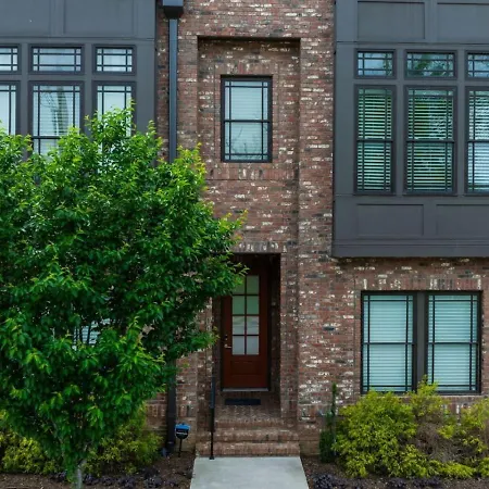 Two Townhomes - Hot Tubs And Rooftop Balconies Holiday home *