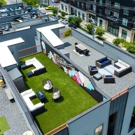 Holiday home Luxury Double Townhomes With Two Huge Sky Rooftops