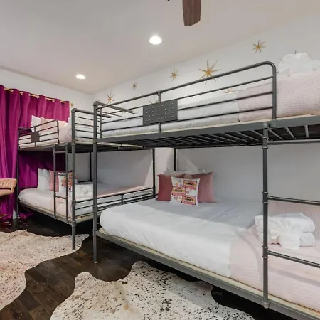 Luxury Double Townhomes With Two Huge Sky Rooftops Holiday home *