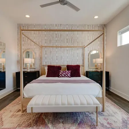 West End 4 Bd,4bath Walk To Bars-close To Broadway