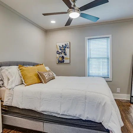 Midtown, Centennial, Vanderbilt Cozy, Cute, Private, And Very Convenient - 607 28th Ave. Unit A *