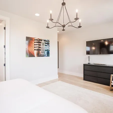 The Savant Holiday home Nashville