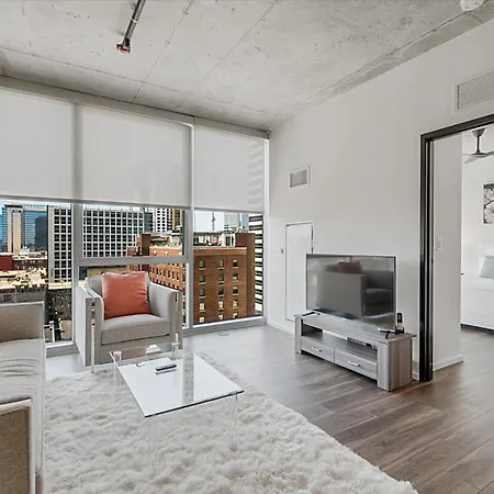 Global Luxury Downtown Nashville