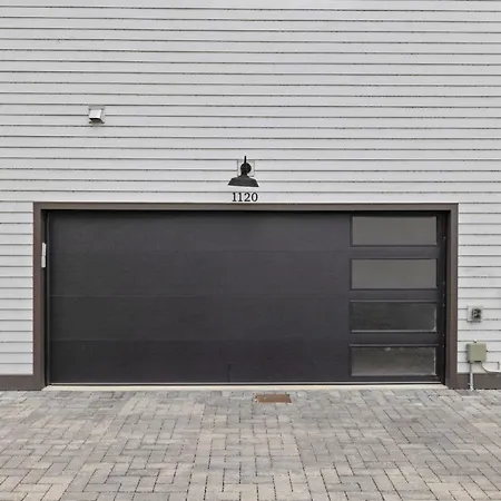 Rhythm And View - Broadway Groups Secure Garage Holiday home Nashville