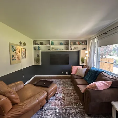 The Titan - Pet Friendly Fire-pit Family Friendly * Nashville