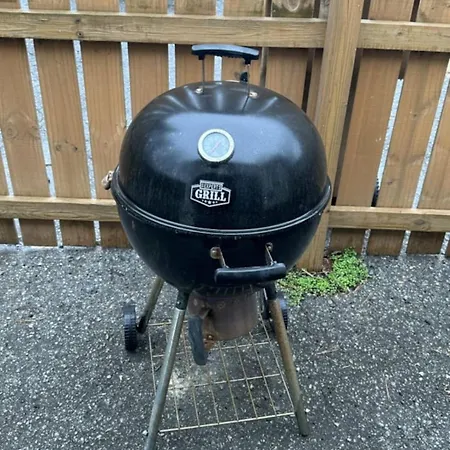 The Titan - Pet Friendly Fire-pit Family Friendly *