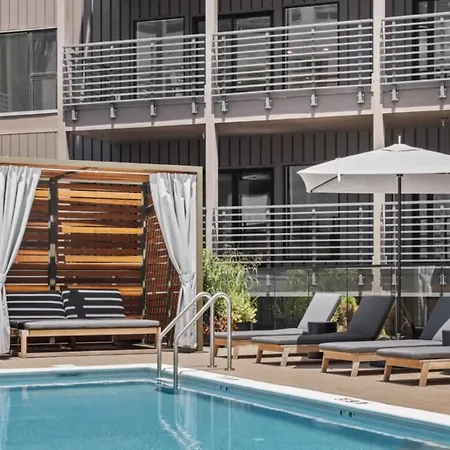 Skyline Glory - With Pool In Downtown Holiday home *