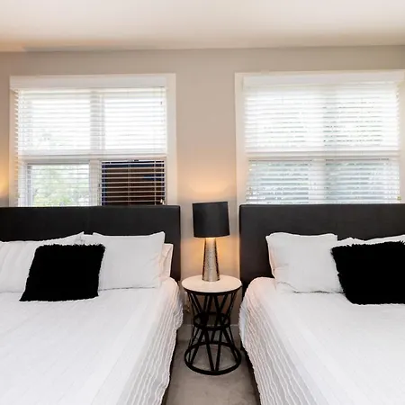 Cashville Near Music Row Private Balcony Holiday home Nashville