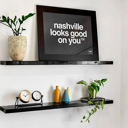 Perfect Sleep 20 Downtown 10 Queen Beds Holiday home Nashville