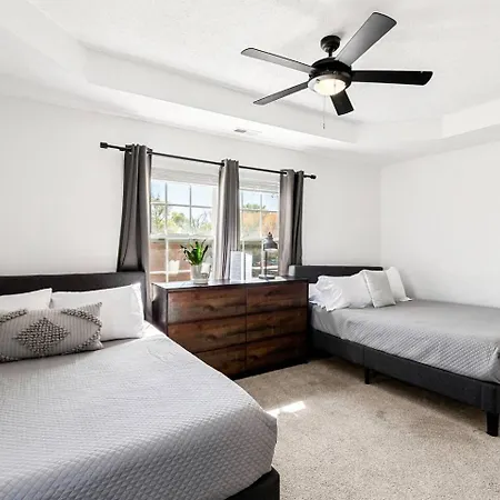 Perfect Sleep 20 Downtown 10 Queen Beds *